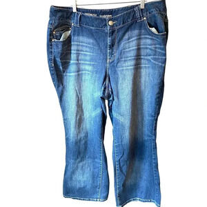 Lane Bryant Distinctly Boot Jeans Light wash blue Women Plus Size 22P Pocket